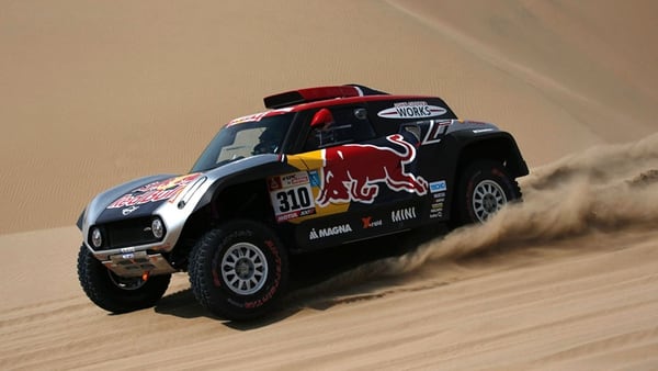 Bryce Menzies, piloto de MINI, tuvo un accidente terrible en la segunda etapa del Dakar (EFE)