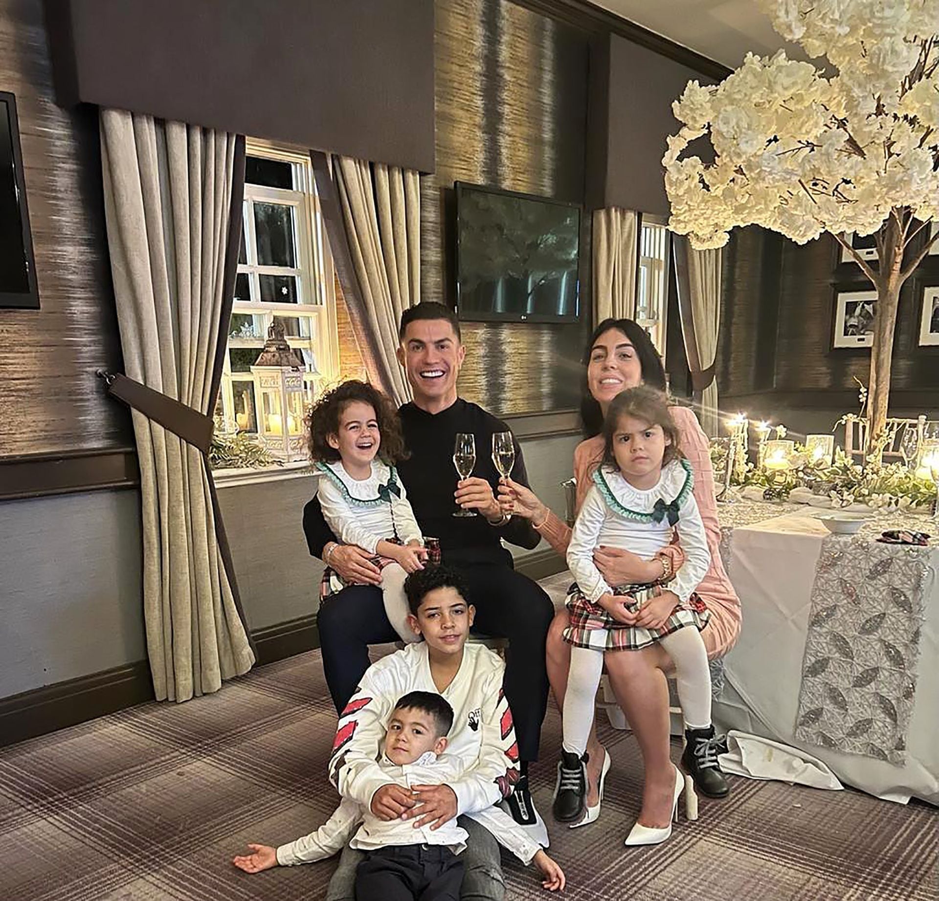 CR7 y Georgina Rodríguez Cristiano Ronaldo y su familia