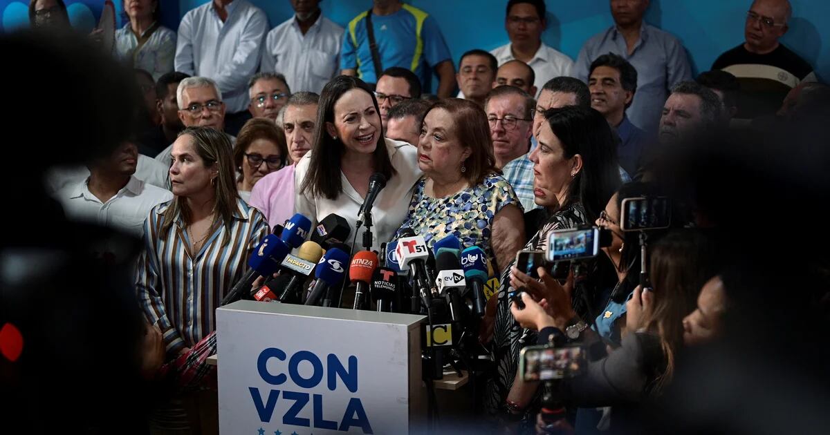 The Venezuelan opposition denounced the Maduro regime's failure to allow the registration of Corinna Llores, Maria Corinna Machado's candidate.