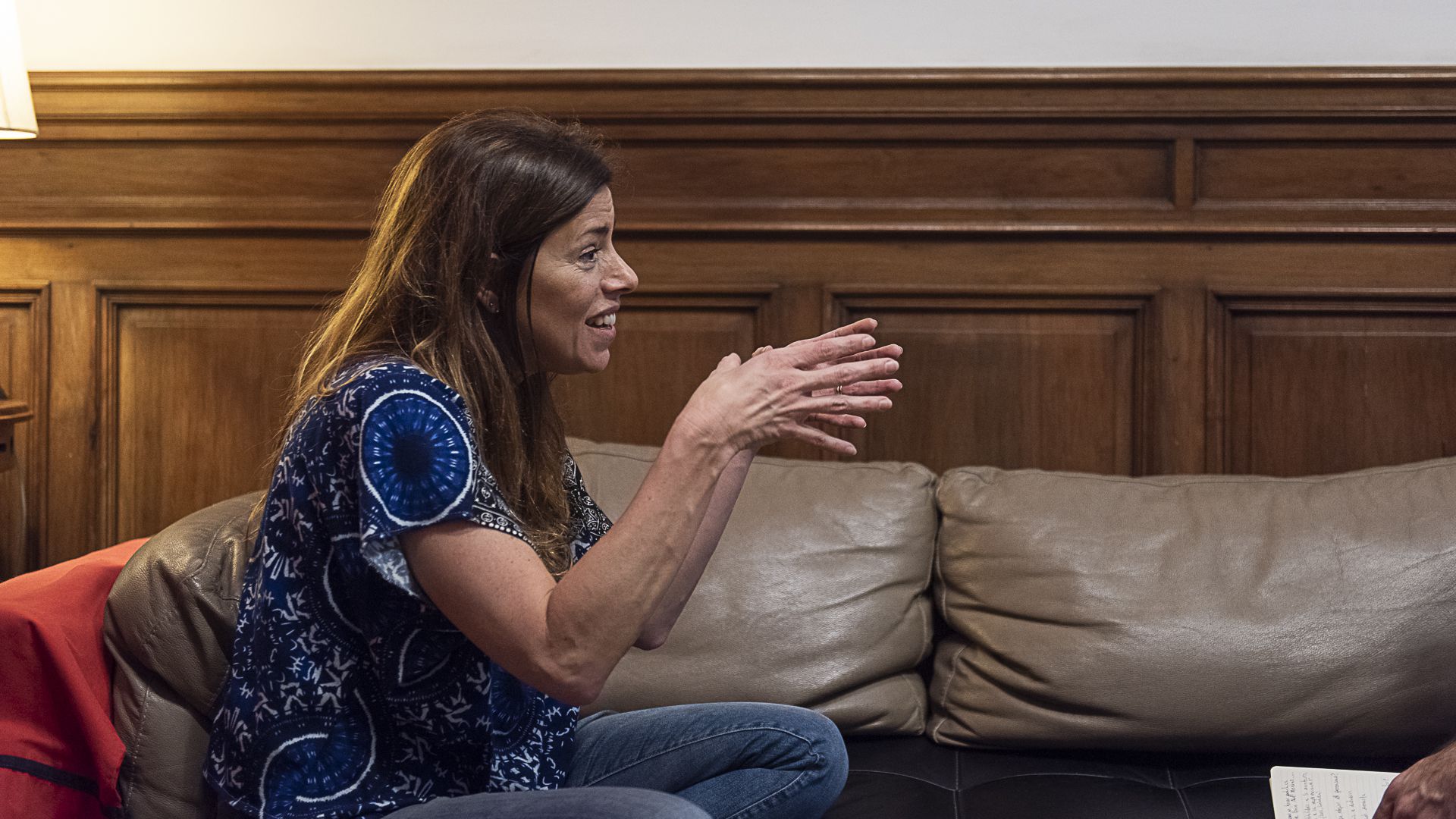 “En los 90 los que hablábamos de política éramos medio bichos raros", cuenta Paula Abal Medina, de 48 años, madre de dos hijos, casada hace 20 años con un economista (Gustavo Gavotti)