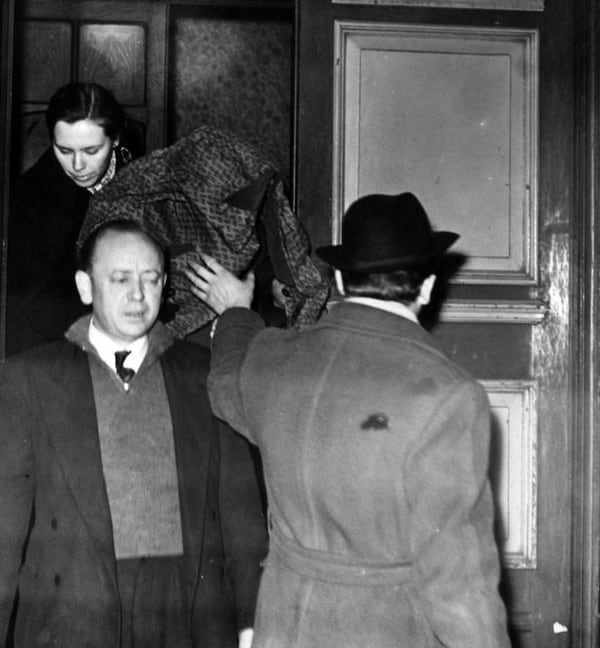 Mary Wilson en la corte durante el juicio