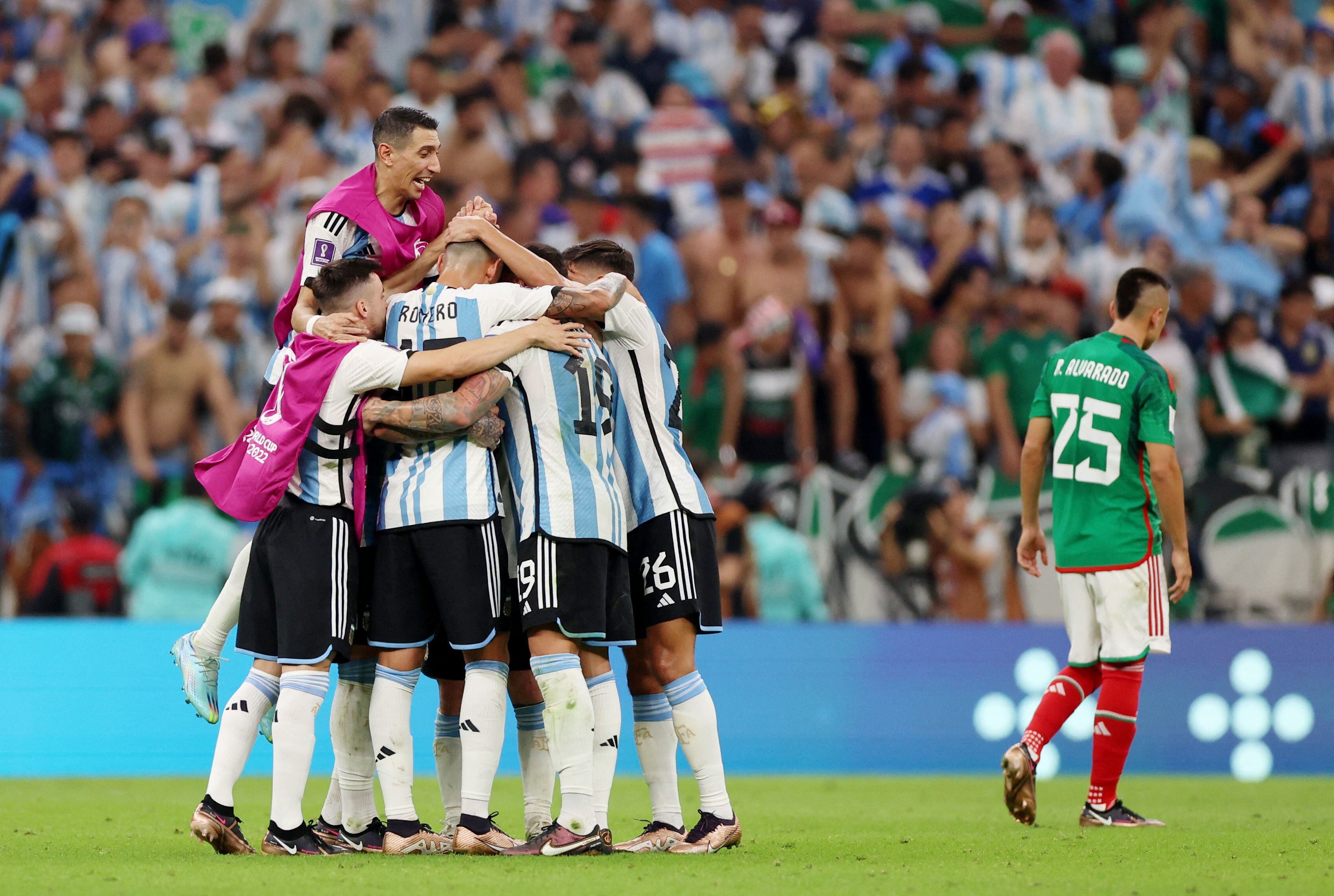 México podría interrumpit su clasificación consecutiva a octavos de final de la Copa del Mundo por primera vez desde Italia 90 (REUTERS/Matthew Childs)