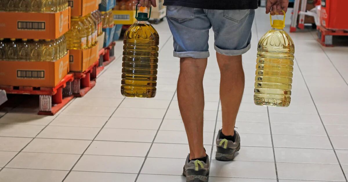 El Corte Inglés vende o seu azeite virgem extra em Espanha 14 euros mais caro que em Portugal