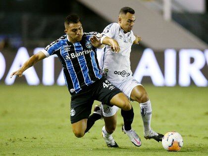 Santos eliminó a Gremio en Vila Belmiro y ahora espera Boca o Racing (REUTERS / Alexandre Schneider)