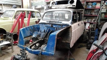 Todo su interior fue reparado. Ricardo quería su Renault 4 como si recién hubiera salido de la fábrica en Sofasa, en el municipio de Antioquia.
