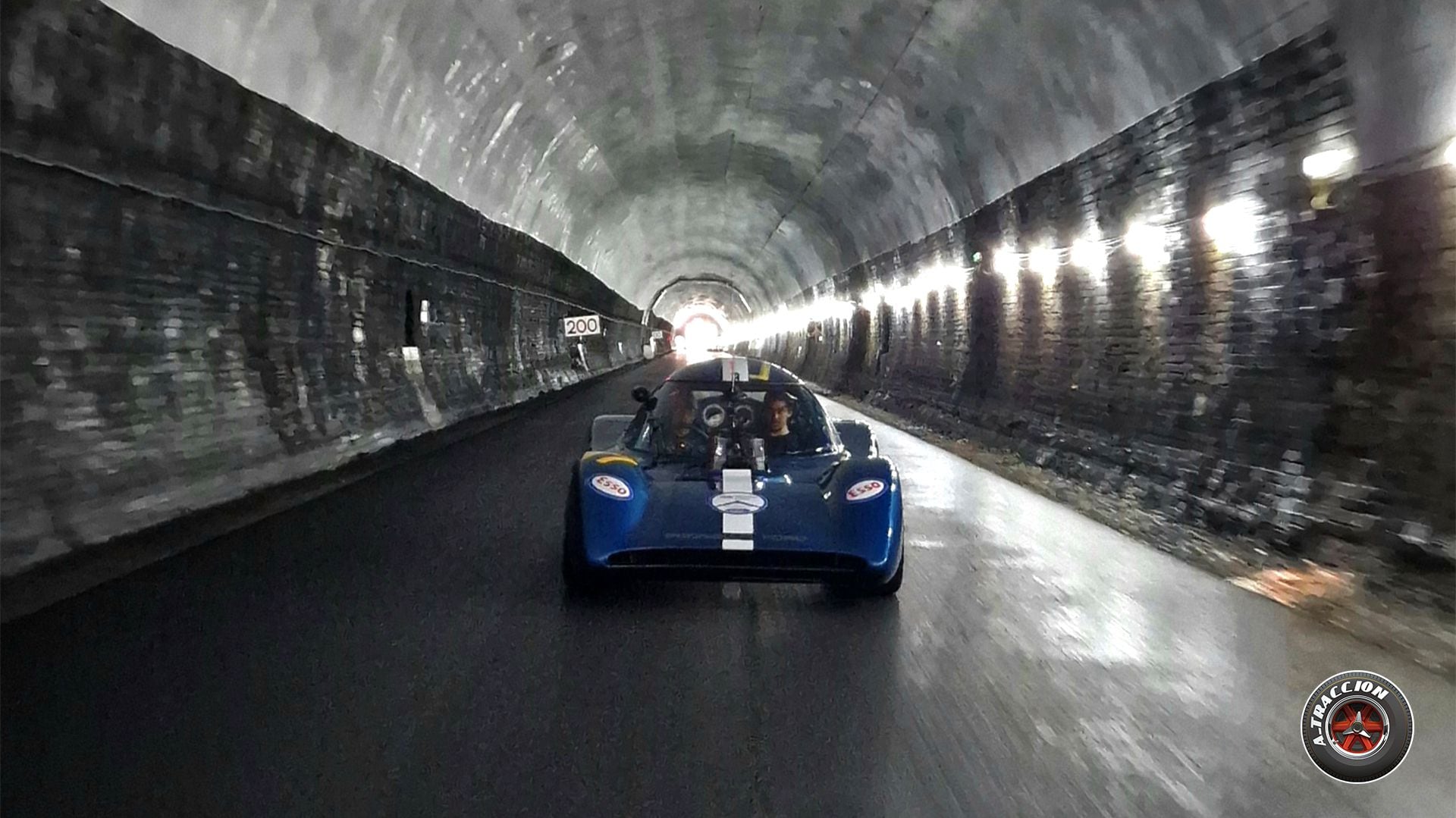 Catesby es un túnel real que perteneció al ferrocarril, donde se pueden medir los autos en funcionamiento. (Foto: Gabriel de Meurville @a_traccion)