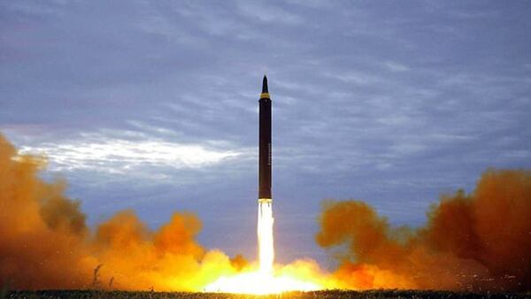 Corea del Norte también aumentó la velocidad en el desarrollo de misiles balísticos mediante los cuales podría lanzar sus armas nucleares (NA)