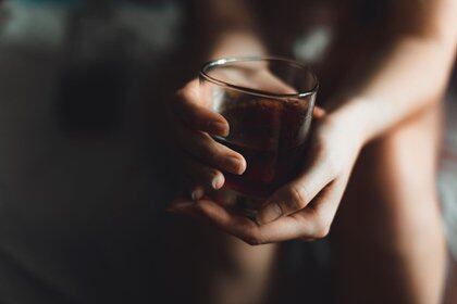Los hallazgos muestran que las probabilidades de consumo excesivo de alcohol entre los bebedores compulsivos (Shutterstock)