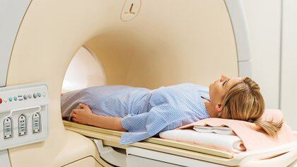 Con más de 2 grays (unidad de radioterapia) los ovarios dejan de funcionar correctamente  (Getty)