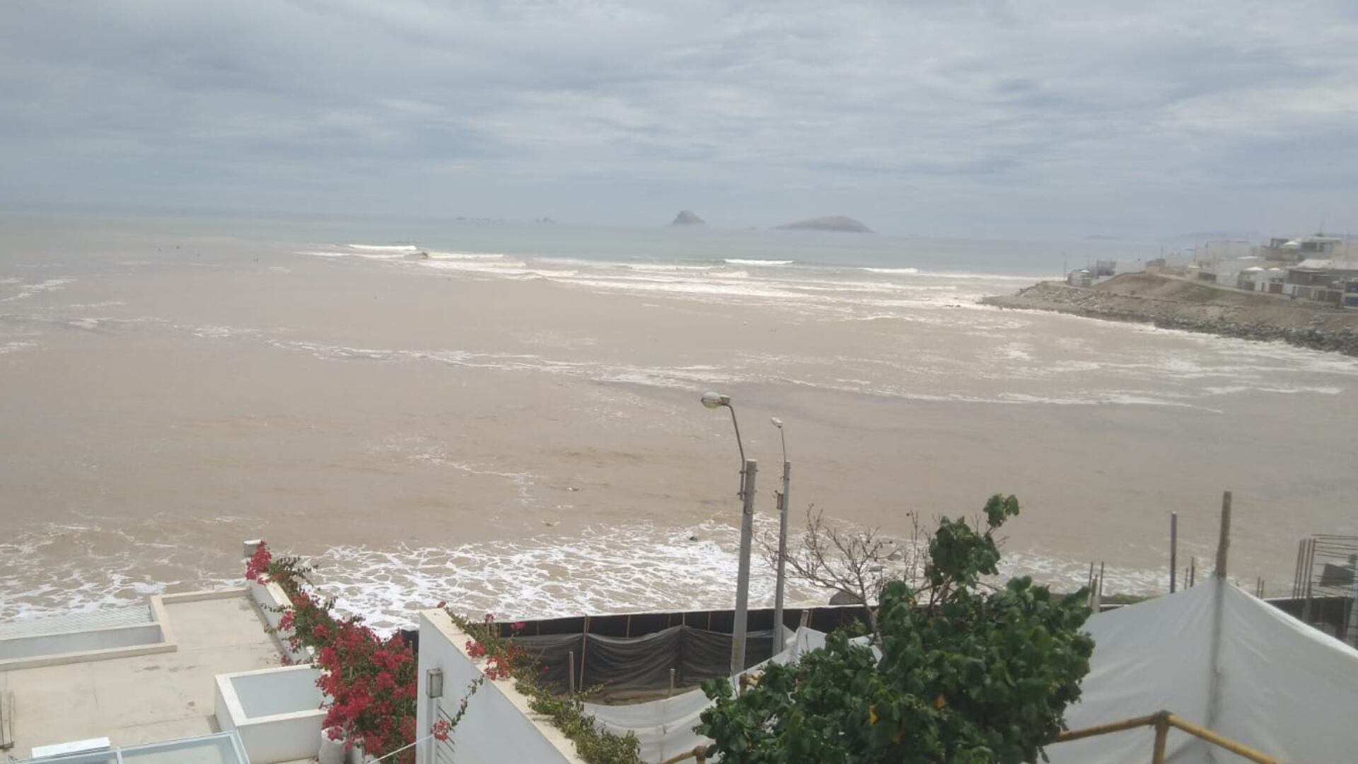 Nuevo Huaico sorprende a los vecinos de Punta Hermosa