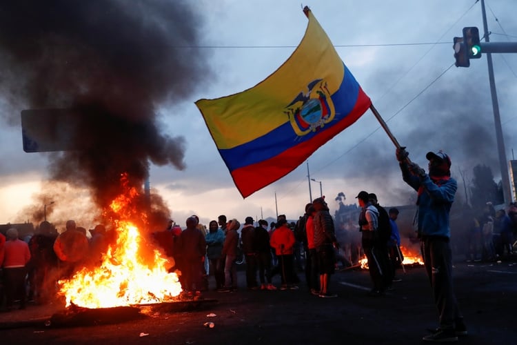 Continúan las protestas en Ecuador y los indígenas se niegan a dialogar con el gobierno de Lenín Moreno (REUTERS/Carlos Garcia Rawlins)