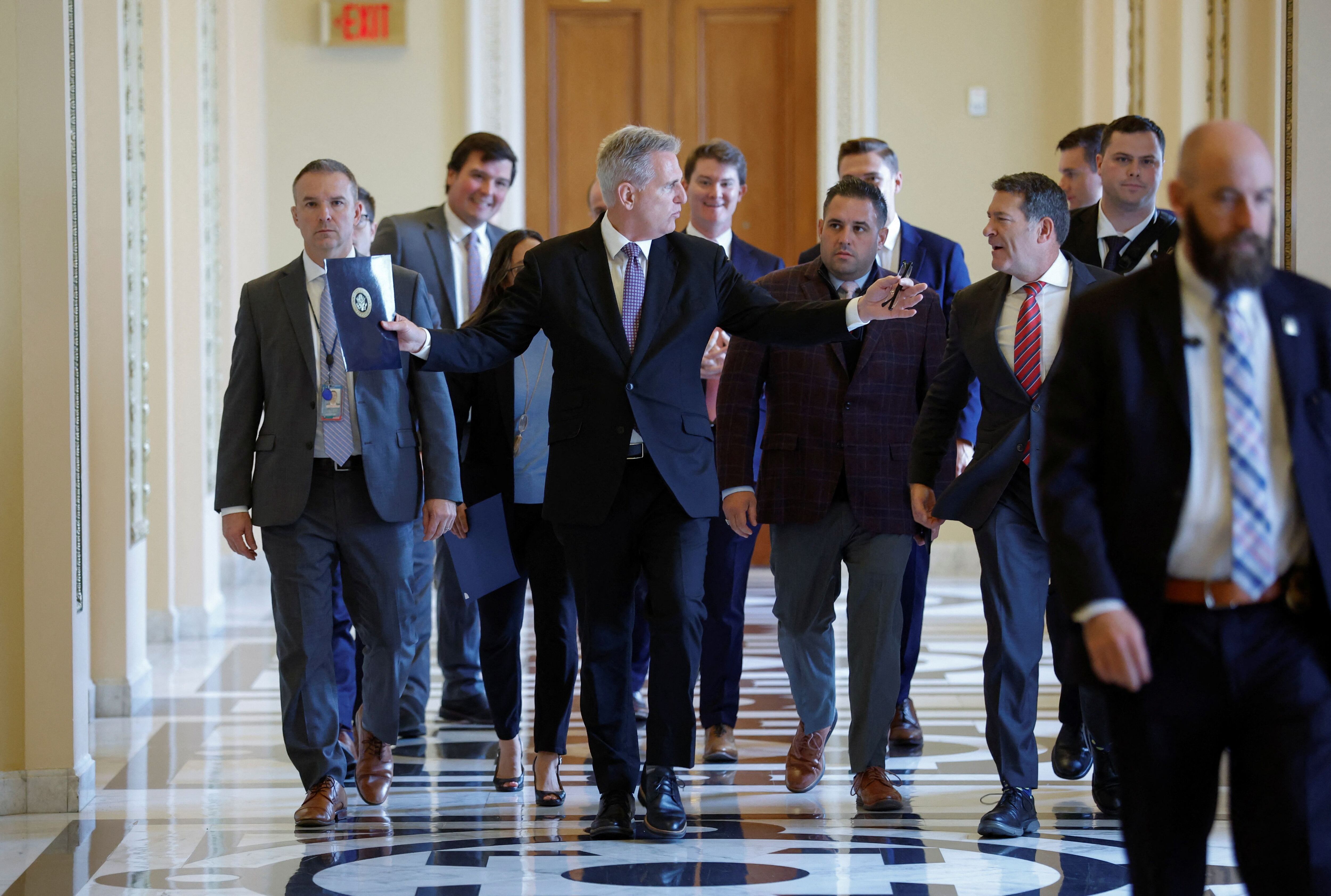 Kevin McCarthy ve en riesgo su liderazgo en la Cámara de Representantes  (REUTERS/Jonathan Ernst)