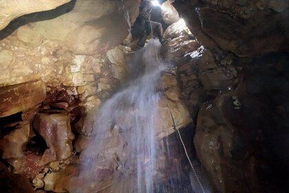 Una caverna con cascada: los impresionantes hallazgos debajo una iglesia en  Yucatán, famosa por las momias en su interior 