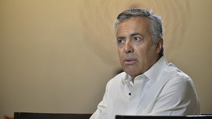 El presidente de la UCR, Alfredo Cornejo, confirmó sus intenciones de ser candidato a presidente. (Gustavo Gavotti)