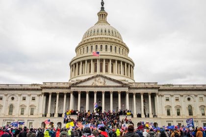 Foto de la toma del Capitolio de los Estados Unidos el pasado 6 de enero. (Jason Andrew/The New York Times)