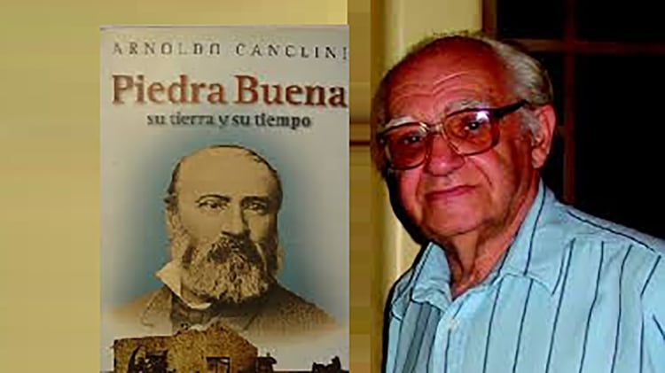 Arnoldo Canclini y la portada de uno de los muchos libros que dedicÃ³ a la historia de la parte mÃ¡s austral de la Argentina