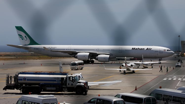 Un avión de Mahan Air en Venezuela (Archivo/Reuters)