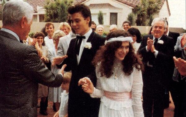 El actor se casÃ³ con la maquilladora Lori Anne Allison el 20 de diciembre de 1983