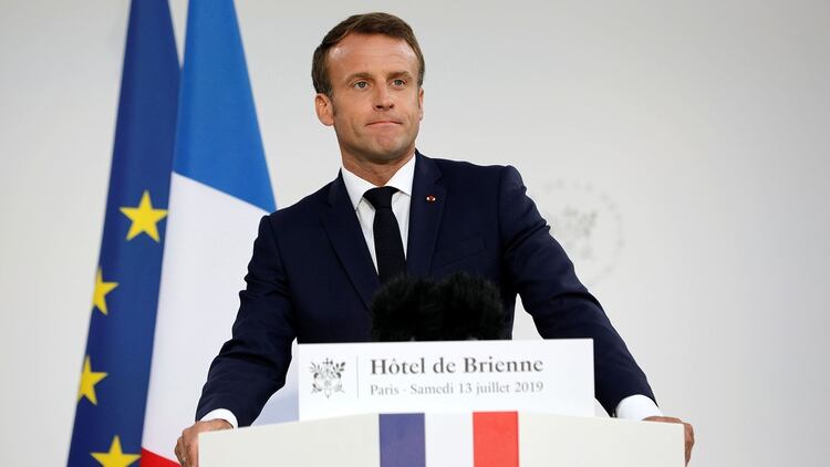El presidente francés Emmanuel Macron anunció en julio la creación de una fuerza espacial (Foto: Kamil Zihnioglu/Pool via REUTERS)