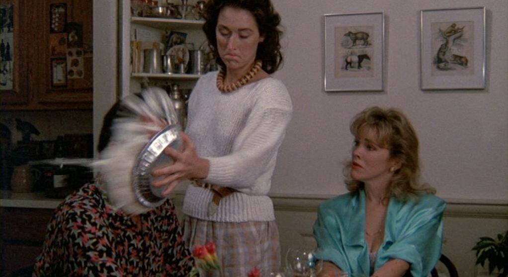 La inolvidable escena del key lime pie estampado por el personaje de Meryl Streep en la cara del marido infiel protagonizado por Jack Nicholson en la película de Nora Ephron "El difícil arte de amar".