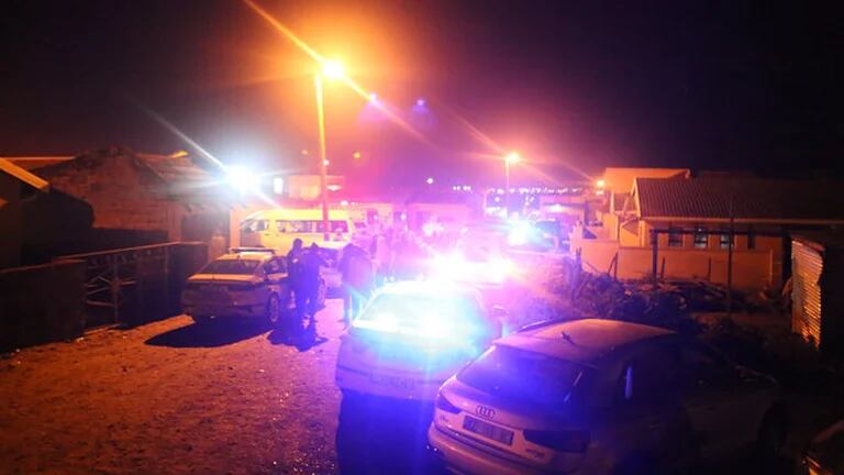 18 dead and almost 20 injured in two shootings in bars in South Africa