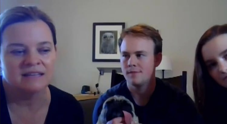 La hija fue la única integrante de la familia que no se contagió Foto: (captura de pantalla WRAL)