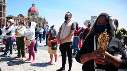 La Iglesia católica mexicana invitó a los feligreses a "recibir a la Virgen de Guadalupe en casa" (Foto: Cuartoscuro)