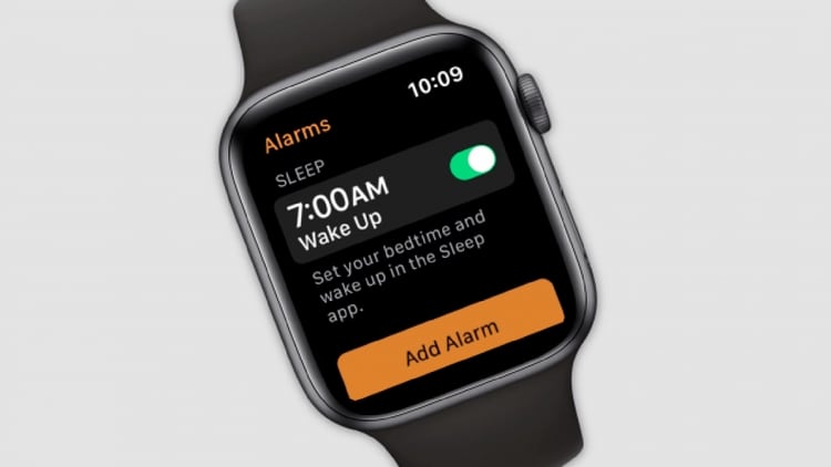 La captura de pantalla figura en la descripción oficial de la app Alarmas que está en Apple Store.