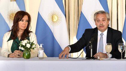 El Presidente junto a Cristina Kirchner (NA)