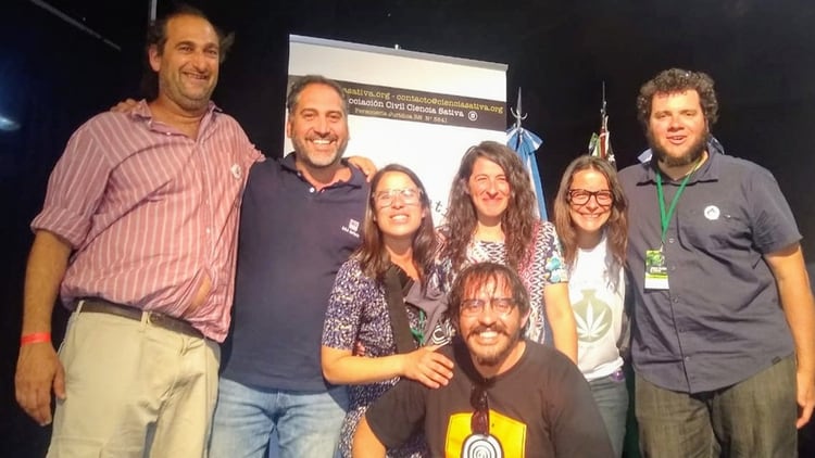 Integrantes de la ONG 