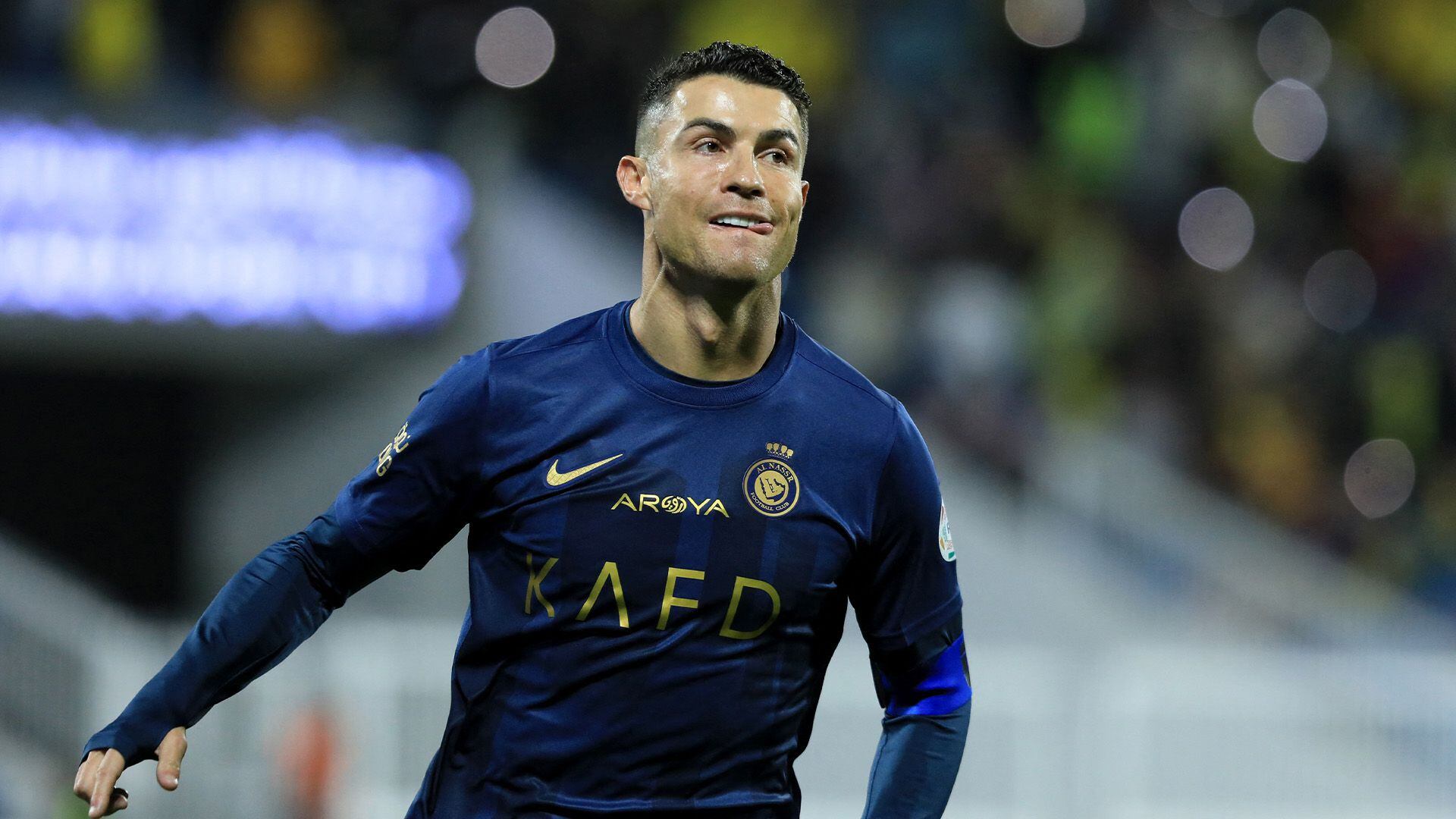 Cristiano Ronaldo es un futbolista de origen portugués que ha sido famoso por su trayectoria comparable con la de Lionel MessiCR7, Cristiano Ronaldo, PNL, programación neurolingüística.