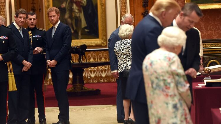 El príncipe Harry y Donald Trump no se saludaron durante una visita oficial del mandatario estadounidense a Londres el año pasado ( The Grosby Group)