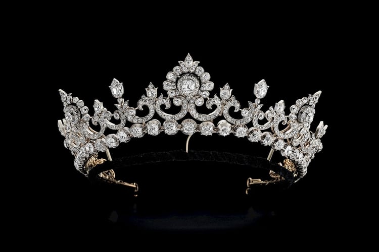 Tiara Anglesey, alrededor de 1890 