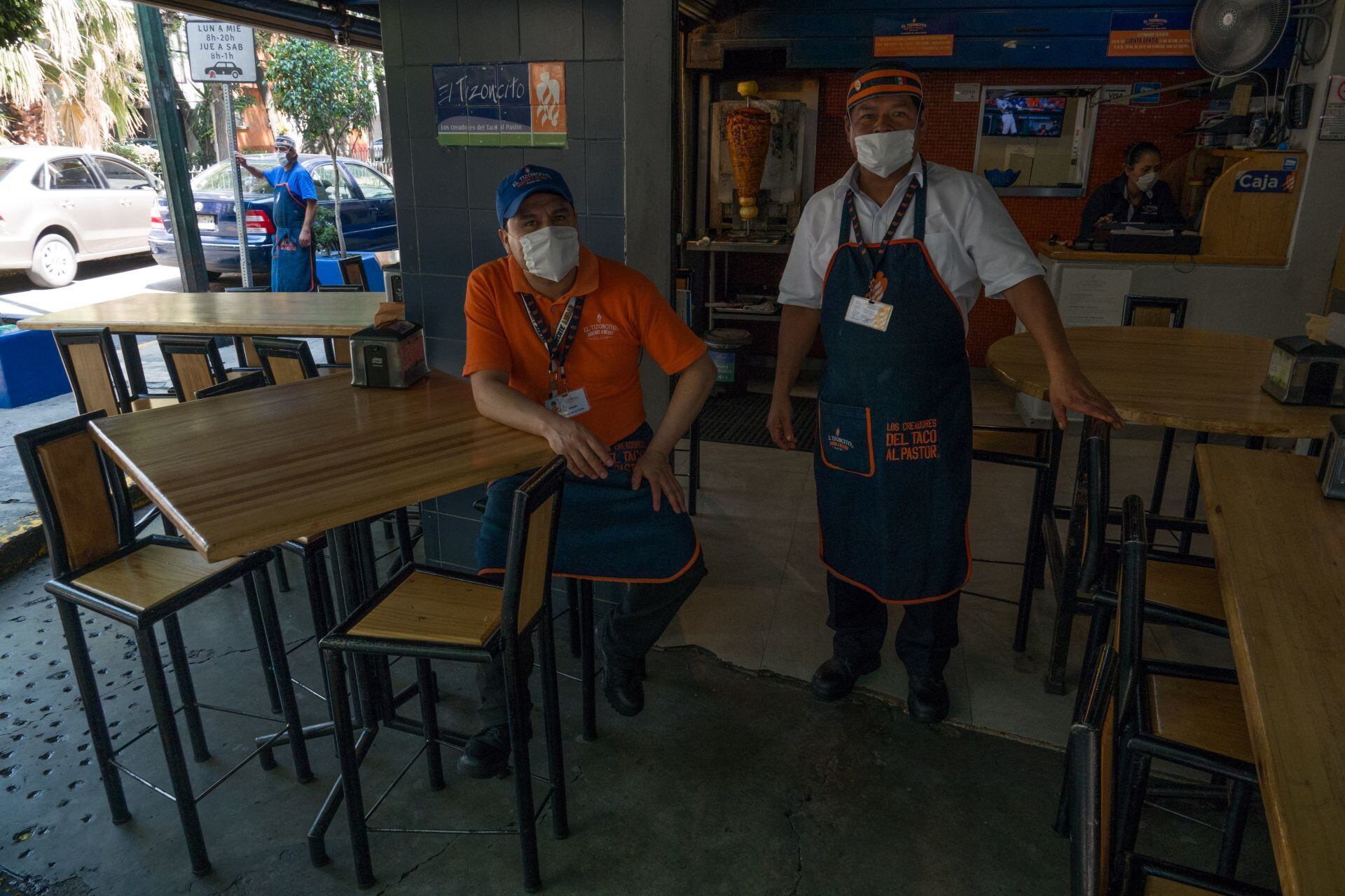 En medio del cambio de los patrones de compra, México ha lanzado una iniciativa de “bonos gastronómicos” para apoyar a la industria restaurantera (Foto: Moisés Pablo/Cuartoscuro)