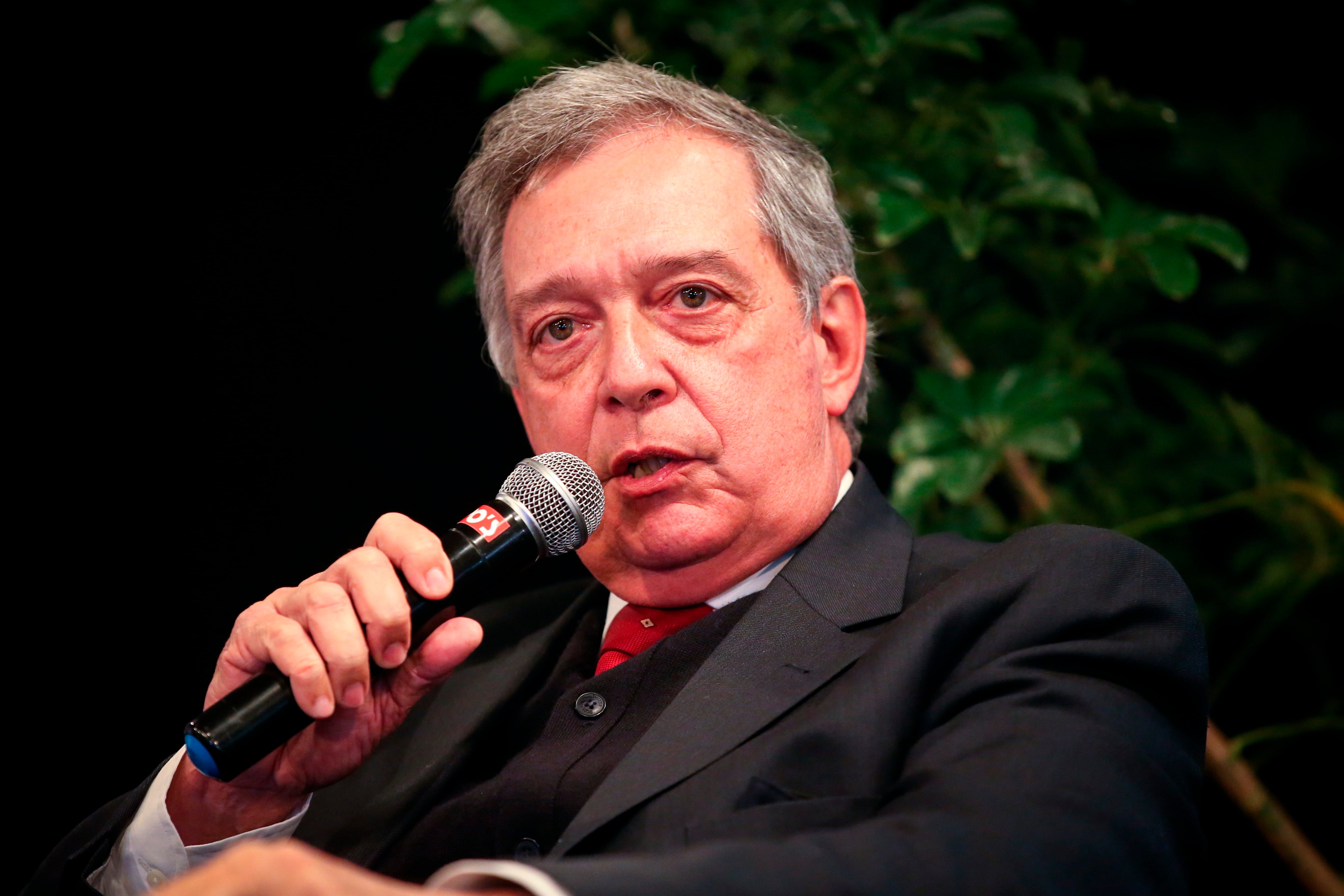 El ministro de Ganadería, Agricultura y Pesca de Uruguay, Fernando Mattos, destacó la madurez de la producción cítrica en Uruguay. EFE/Raúl Martínez
