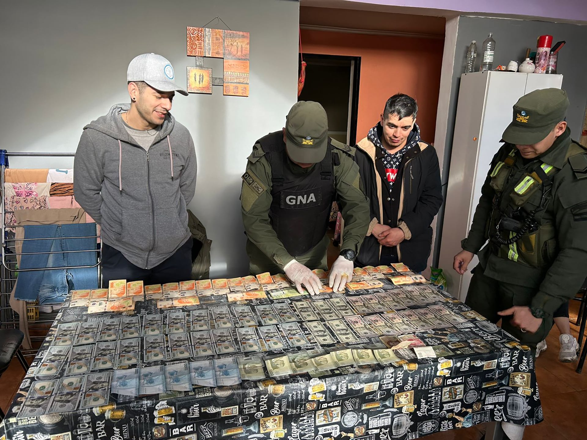 Desbarataron a una banda criminal narco que operaba entre Argentina y Chile