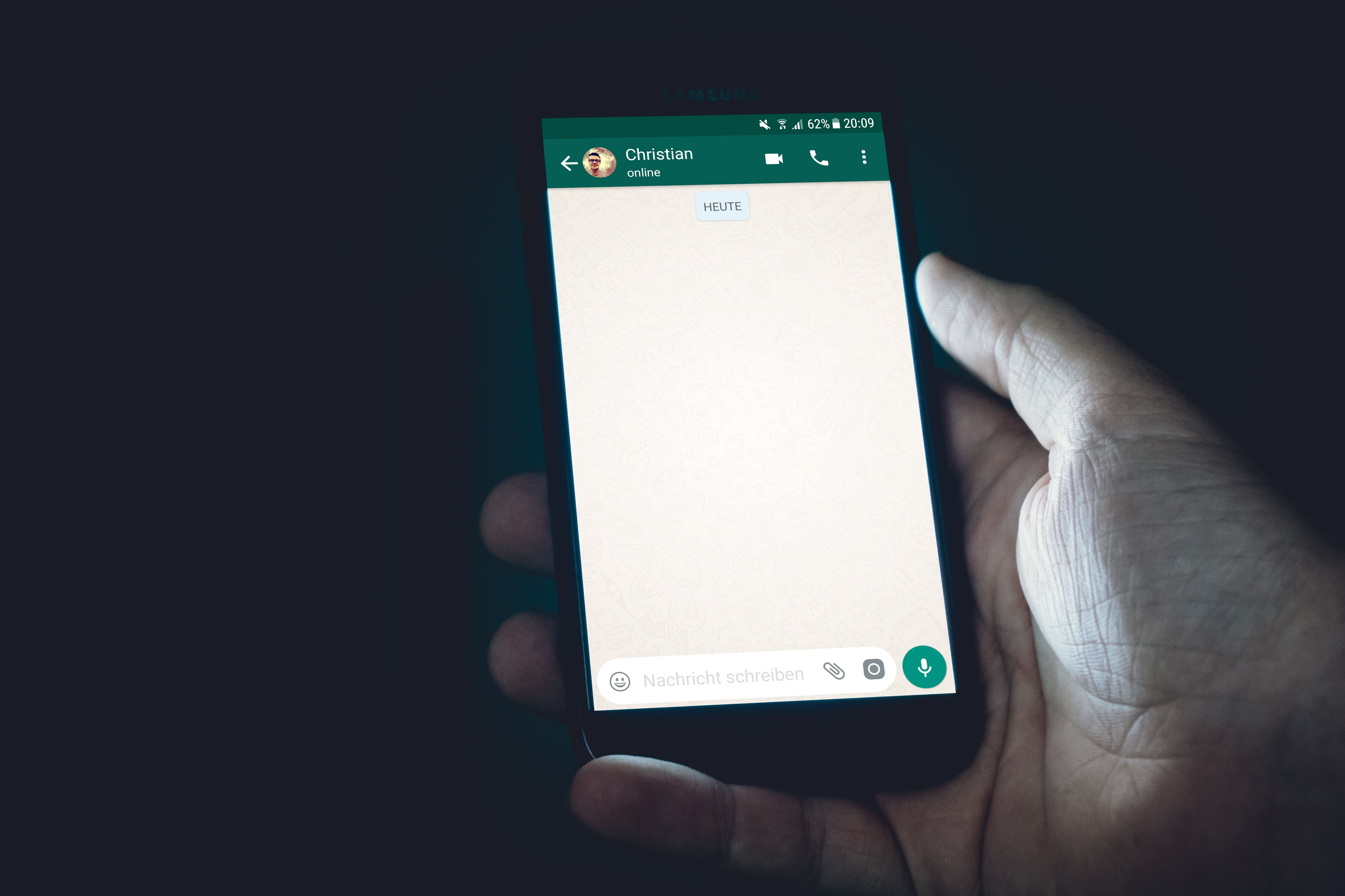 La actualización de filtros para conversaciones en WhatsApp aún se encuentra en fase de desarrollo. (Unsplash)