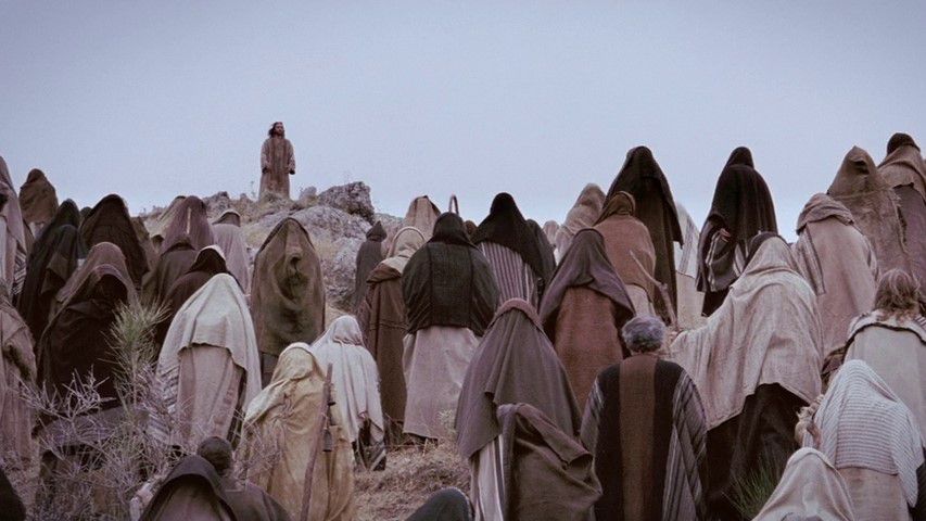 Latigazos reales, hipotermia y un inesperado accidente: el duro rodaje de “La  Pasión de Cristo” que casi le cuesta la vida a Jim Caviezel - Infobae