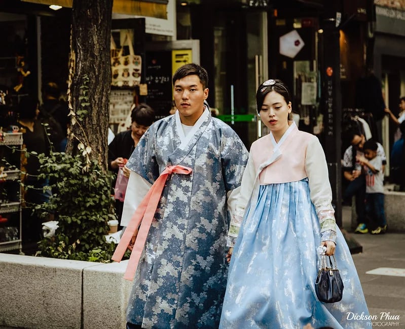 FiLBo hanbok, el vestido tradicional que puede probarse en el pabellón de Corea del Sur - Infobae