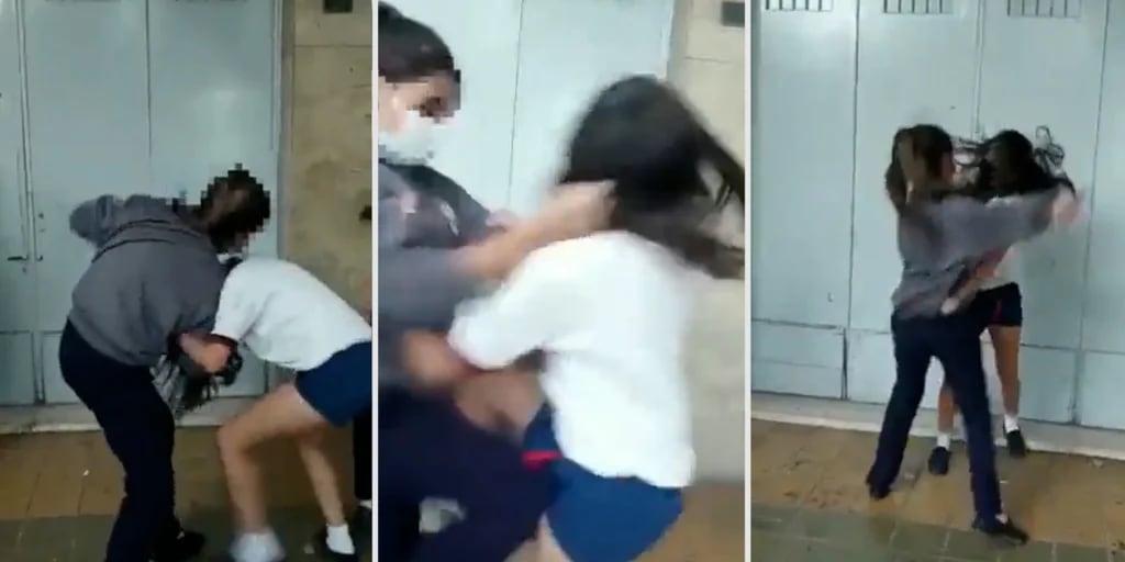 Video: salvaje pelea entre dos alumnas a la salida de un colegio en San Juan - Infobae 