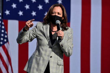 Candidata a la vicepresidenta del Partido Demócrata Kamala Harris 