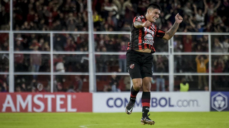 Juan Cruz Esquivel le marcó dos goles a Melgar en Copa Libertadores 2023.