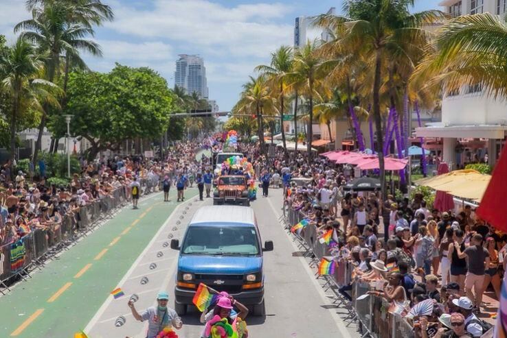 Imagen del desfile de Miami Beach Pride.