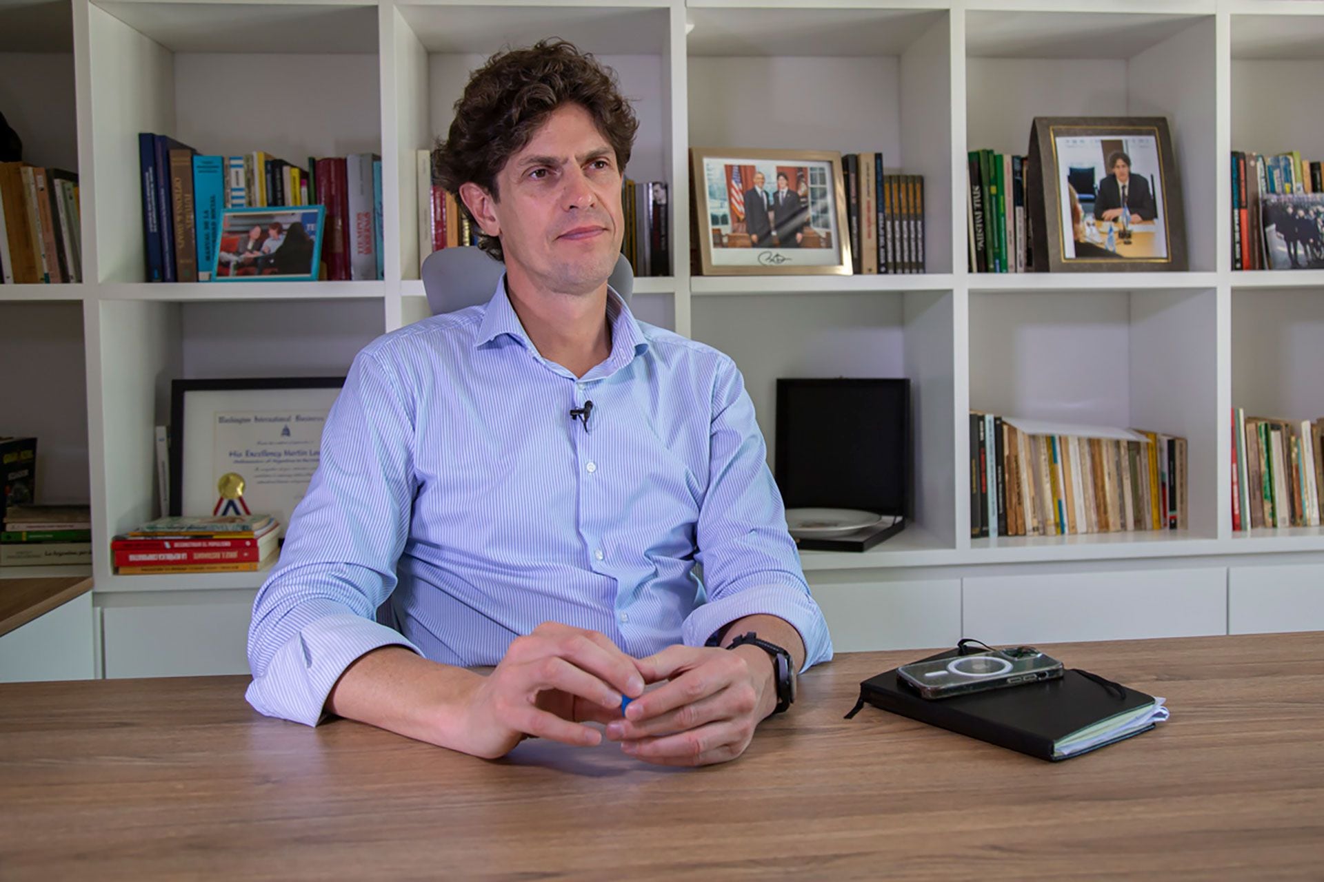 Entrevista a Martín Lousteau en su oficina de la fundación, enero 2024