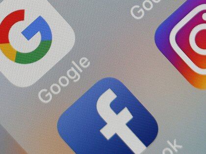 Aunque en 2010 el fundador de Facebook dijo que la privacidad ya no era una norma social, Véliz destacó: “La privacidad importa porque carecer de ella le da a otros poder sobre ti”. (Chesnot/Getty Images Europe)