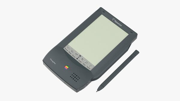 La Apple Newton tenía capacidad de reconocer la escritura y fue ideada como un asistente personal para el usuario, pero no tuvo el éxito esperado: las Palm se llevaron el reinado en este rubro.