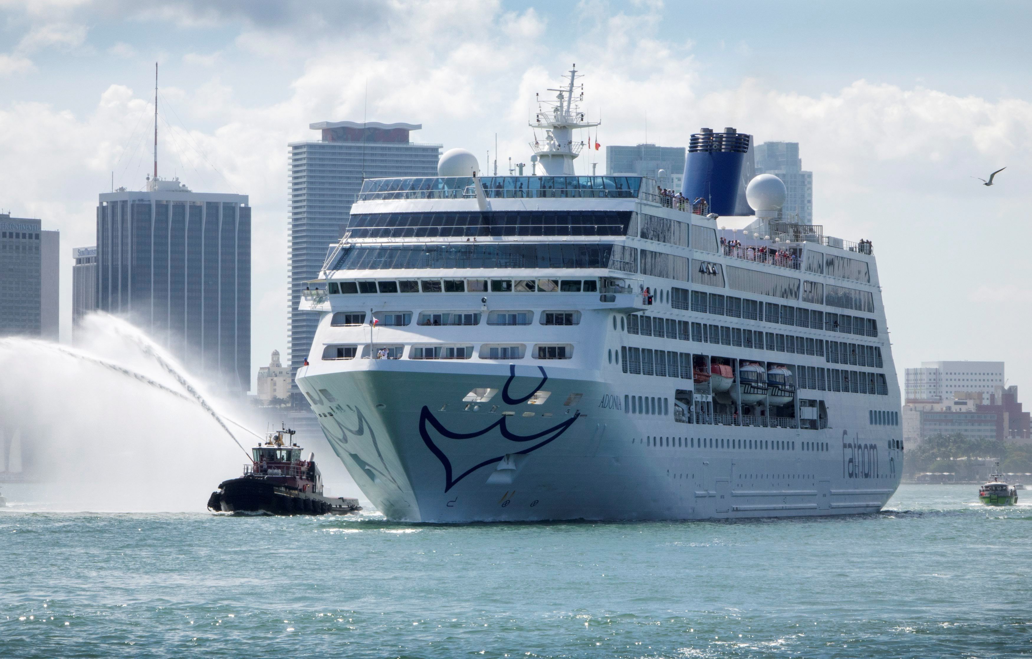 Carnival Cruise Line interviene en actividades de apuestas ilegales a bordo del Carnival Luminosa. (EFE/Cristóbal Herrera)