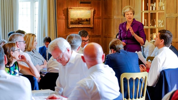 Theresa May logró unificar a su gabinete en torno a una única posición sobre el Brexit (Reuters)