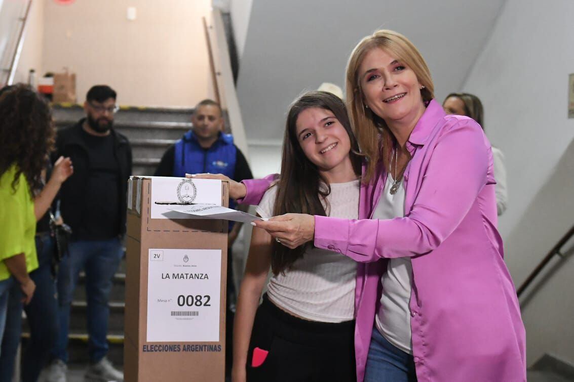 Votó Verónica Magario