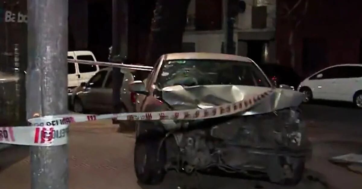 Fuerte choque en Palermo: uno de los conductores se dio a la fuga y hay una persona internada